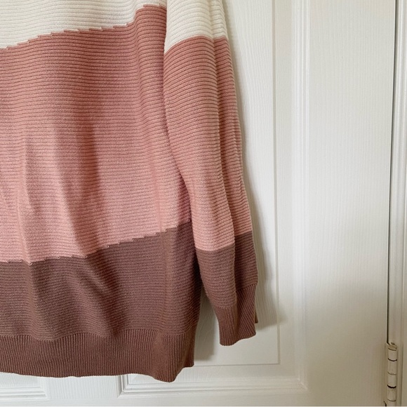 Evolution by Cyrus Color Block Sweater NWT - Picture 6 of 14